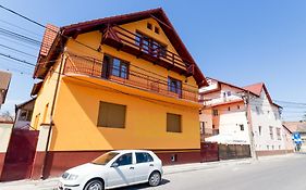 Pension La Viorel Isaila
